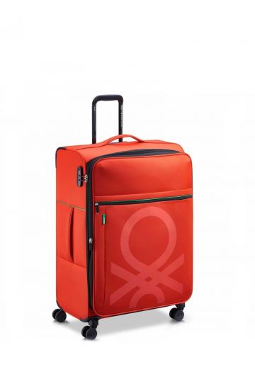 Чемодан на колесах