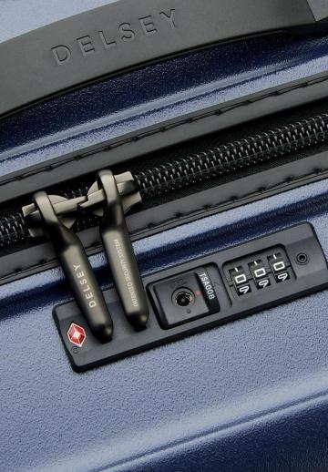 Чемодан на колесах