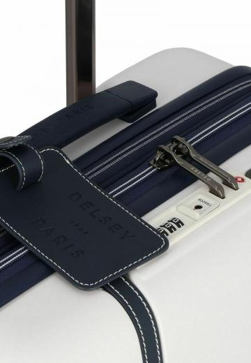 Чемодан на колесах