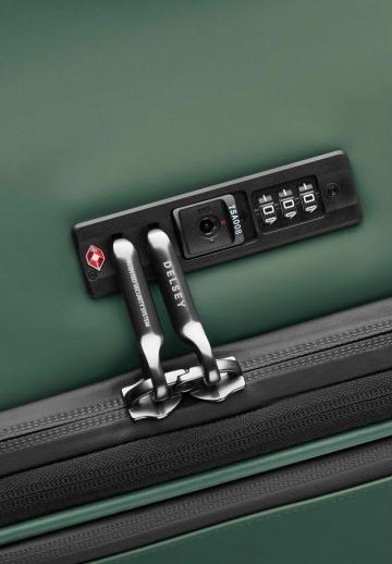 Чемодан на колесах