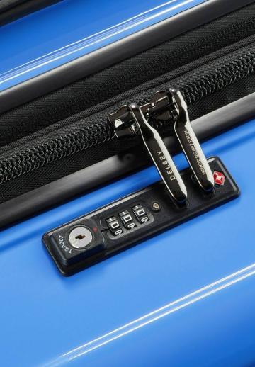 Чемодан на колесах