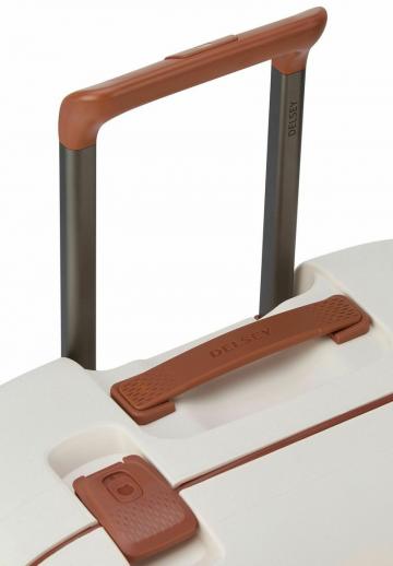 Чемодан на колесах