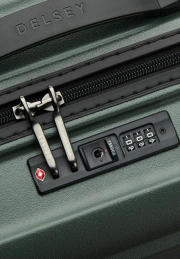 Чемодан на колесах