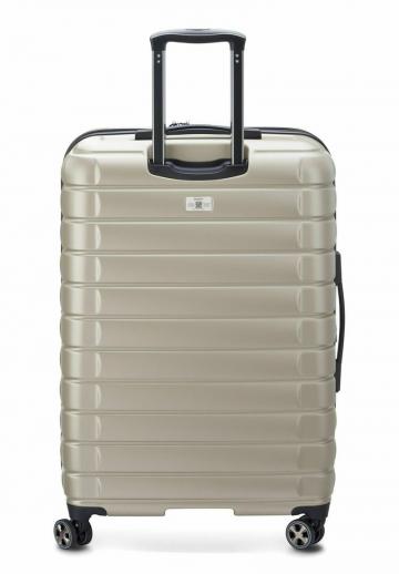 Чемодан на колесах