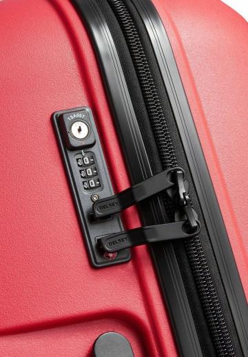 Чемодан на колесах