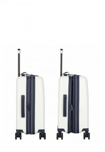 Чемодан на колесах