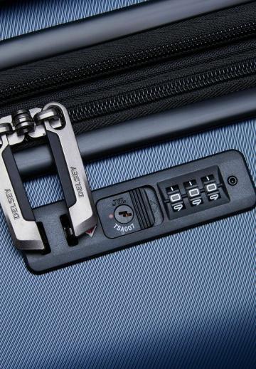 Набор чемоданов