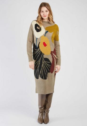 Вязаное платье