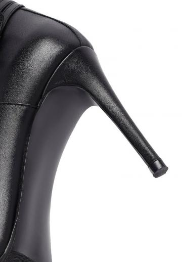 Высокие сапоги