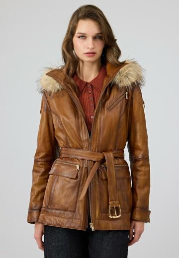 Пальто из искусственной кожи