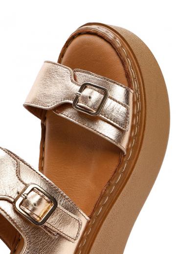 Босоножки на платформе