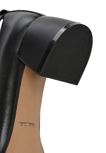 Туфли с ремешком