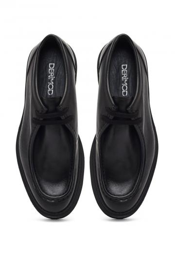 Ботинки на шнуровке