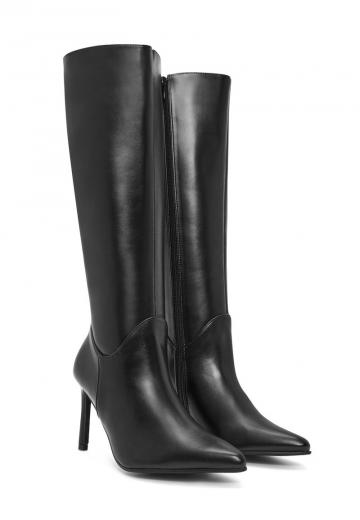 Высокие сапоги