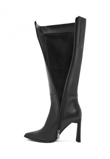 Высокие сапоги