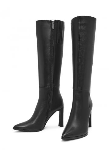 Высокие сапоги