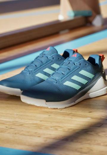 Тренировочные кроссовки