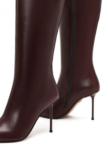 Высокие сапоги