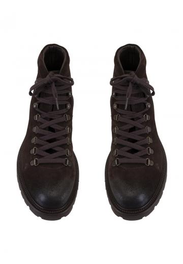 Ботинки на шнуровке