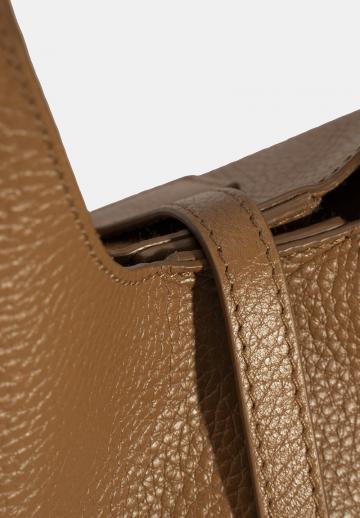 Кожаная сумка