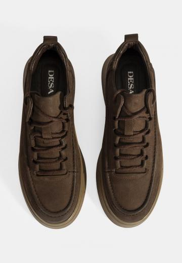 Ботинки на шнуровке