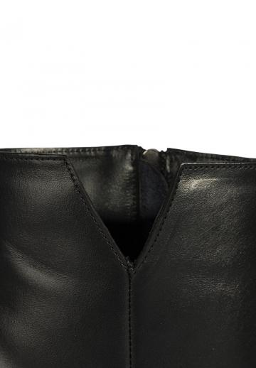 Полусапожки на высоком каблуке