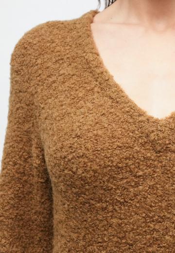 Вязаное платье