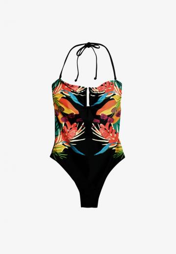 Слитный купальник