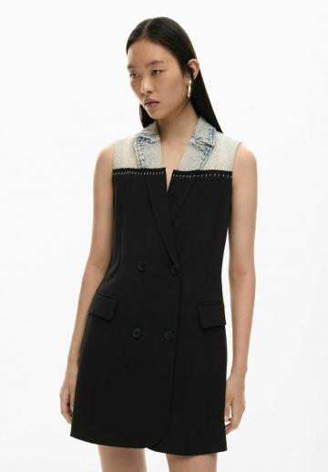 Короткое платье