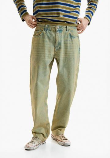 Прямые джинсы