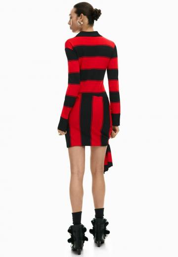 Короткое платье