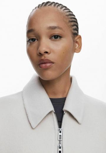 Шерстяное пальто