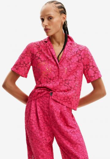 Кружевная блузка