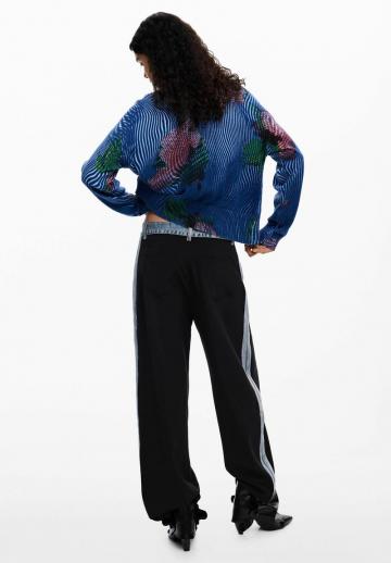 Вязаная кофта