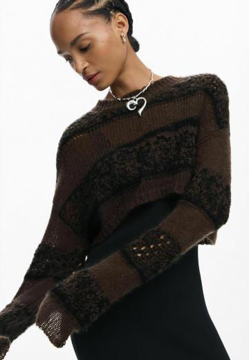 Вязаное платье