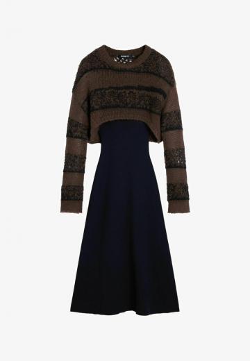 Вязаное платье