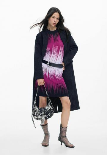 Платье футляр