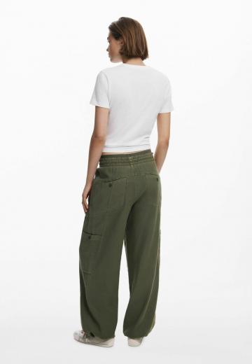 Спортивные штаны