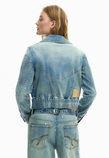 Джинсовая куртка