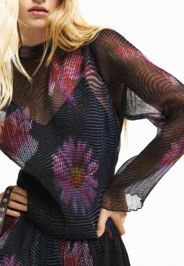 Короткое платье