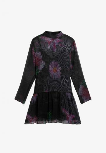 Короткое платье