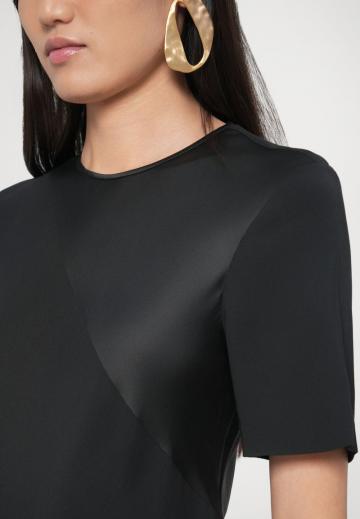 Коктейльное платье