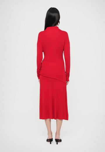 Коктейльное платье