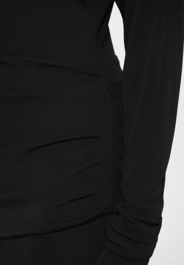 Коктейльное платье