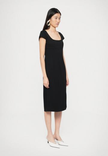 Коктейльное платье