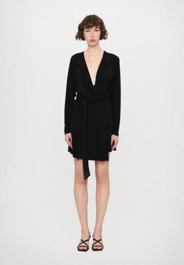 Короткое платье