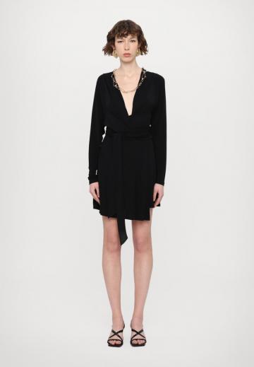 Короткое платье