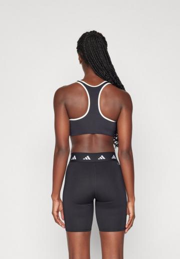 Спортивный бюстгальтер