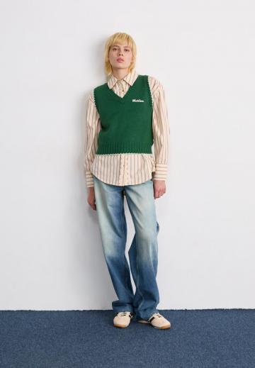 Пуловер без рукавов