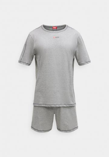 Пижама с шортами